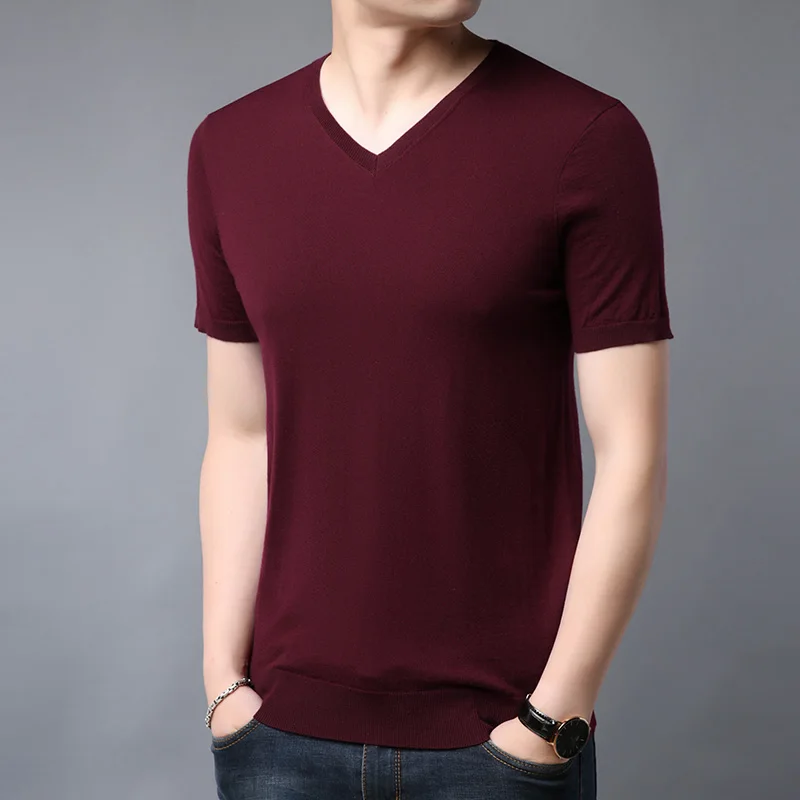 Мужская хлопковая футболка с коротким рукавом, V-образным вырезом
Мужская хлопковая футболка с коротким рукавом, V-образным вырезом
