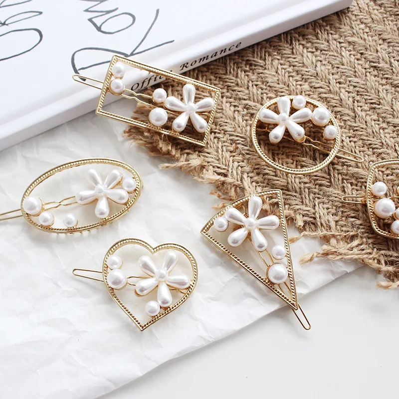 New Simple Hollow Pearl Hairpins Barrettes Side Clip Round Flower Triangle Hair Clips Daily Hair Accessoires High Quality
New Simple Hollow Pearl Hairpins Barrettes Side Clip Round Flower Triangle Hair Clips Daily Hair Accessoires High Quality