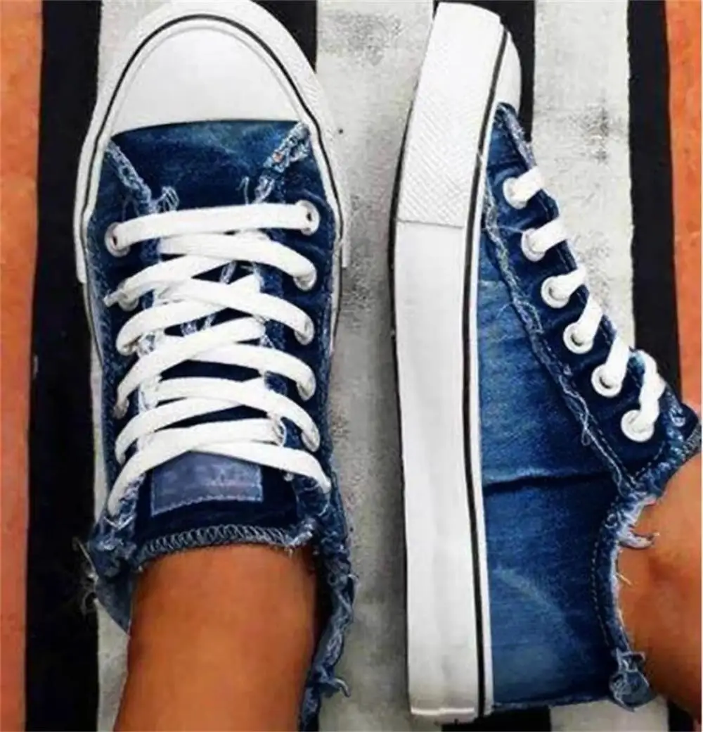 Women Canvas Shoes New Fashion Lace Up Denim Fabric Ladies Casual Shoes Larged-Size 35-43 Running Female Spring Trendy Sneakers
Women Canvas Shoes New Fashion Lace Up Denim Fabric Ladies Casual Shoes Larged-Size 35-43 Running Female Spring Trendy Sneakers