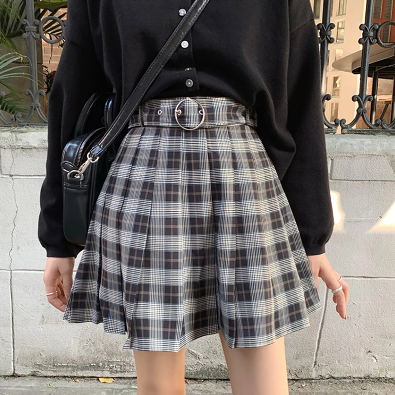 InsGoth Plaid Pleated Mini Skirts Harajuku Grunge Winter Autumn Women Skirts Gothic Streetwear High Waist Fashion Short Skirt
InsGoth Plaid Pleated Mini Skirts Harajuku Grunge Winter Autumn Women Skirts Gothic Streetwear High Waist Fashion Short Skirt