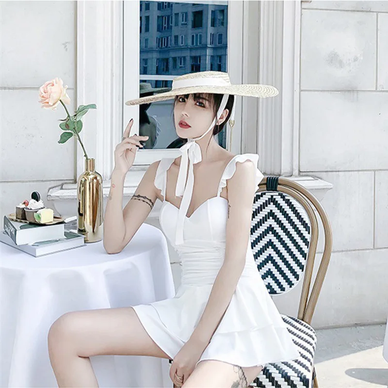 2021 New Korean Women Swimsuit Women One Piece Swimwear Push Up Swimdress Bathing Suit Beachwear Solid Swimming Swimskirt
2021 New Korean Women Swimsuit Women One Piece Swimwear Push Up Swimdress Bathing Suit Beachwear Solid Swimming Swimskirt