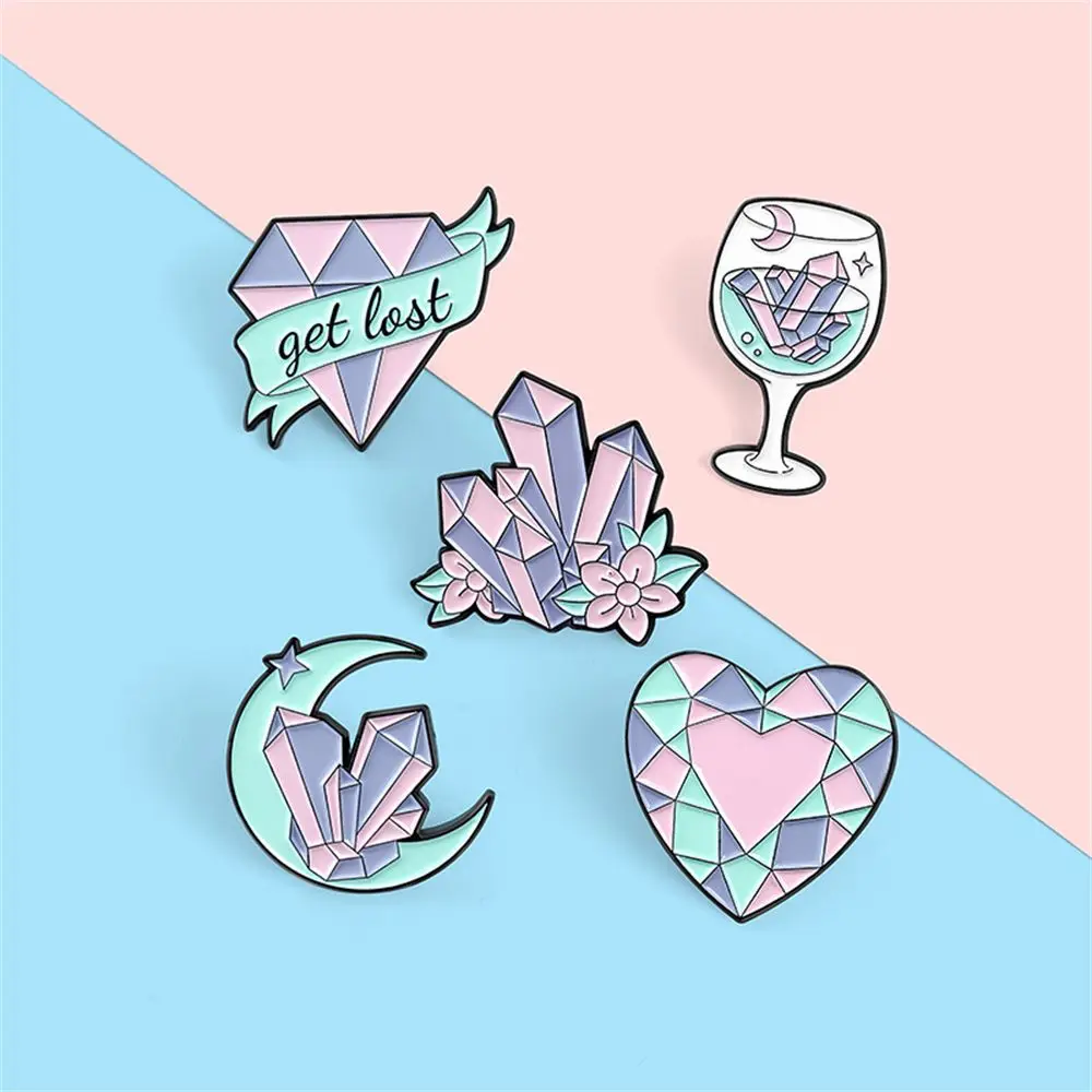 Cute Jewelry Cartoon Funny Brooch Metal Crystal Gem Enamel Pin Hat Lapel Badge Goblet Lapel Pins
Cute Jewelry Cartoon Funny Brooch Metal Crystal Gem Enamel Pin Hat Lapel Badge Goblet Lapel Pins