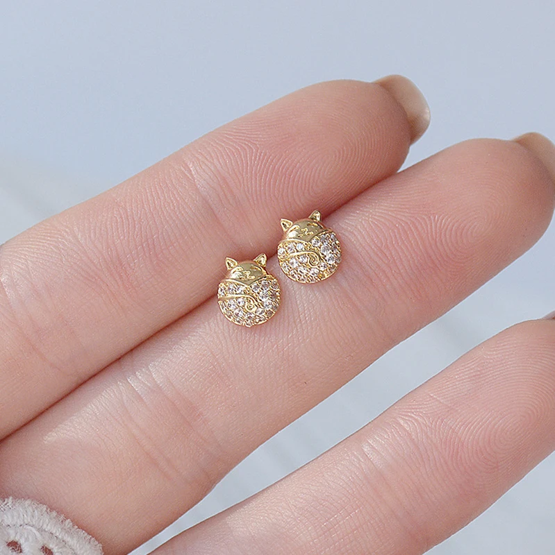 Delicate Jewelry 14K Gold Plated Zircon Cute Small Cat Stud Earrings for Women Unique Earrings
Delicate Jewelry 14K Gold Plated Zircon Cute Small Cat Stud Earrings for Women Unique Earrings