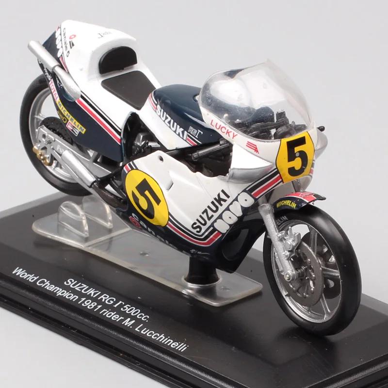 Крошечный мотоциклетный мотоцикл Italeri Suzuki RGD500 в масштабе 1:22, чемпион мира, 1981 гонщик М. Лакхинелли #5, модель велосипеда, игрушка
Крошечный мотоциклетный мотоцикл Italeri Suzuki RGD500 в масштабе 1:22, чемпион мира, 1981 гонщик М. Лакхинелли #5, модель велосипеда, игрушка