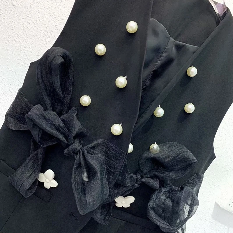 TWOTWINSTYLE Elegant Patchwork Bowknot Pearl Coats For Women V Neck Sleeveless Hit Color Slimming Coat Female 2021 Fashion Style
TWOTWINSTYLE Elegant Patchwork Bowknot Pearl Coats For Women V Neck Sleeveless Hit Color Slimming Coat Female 2021 Fashion Style