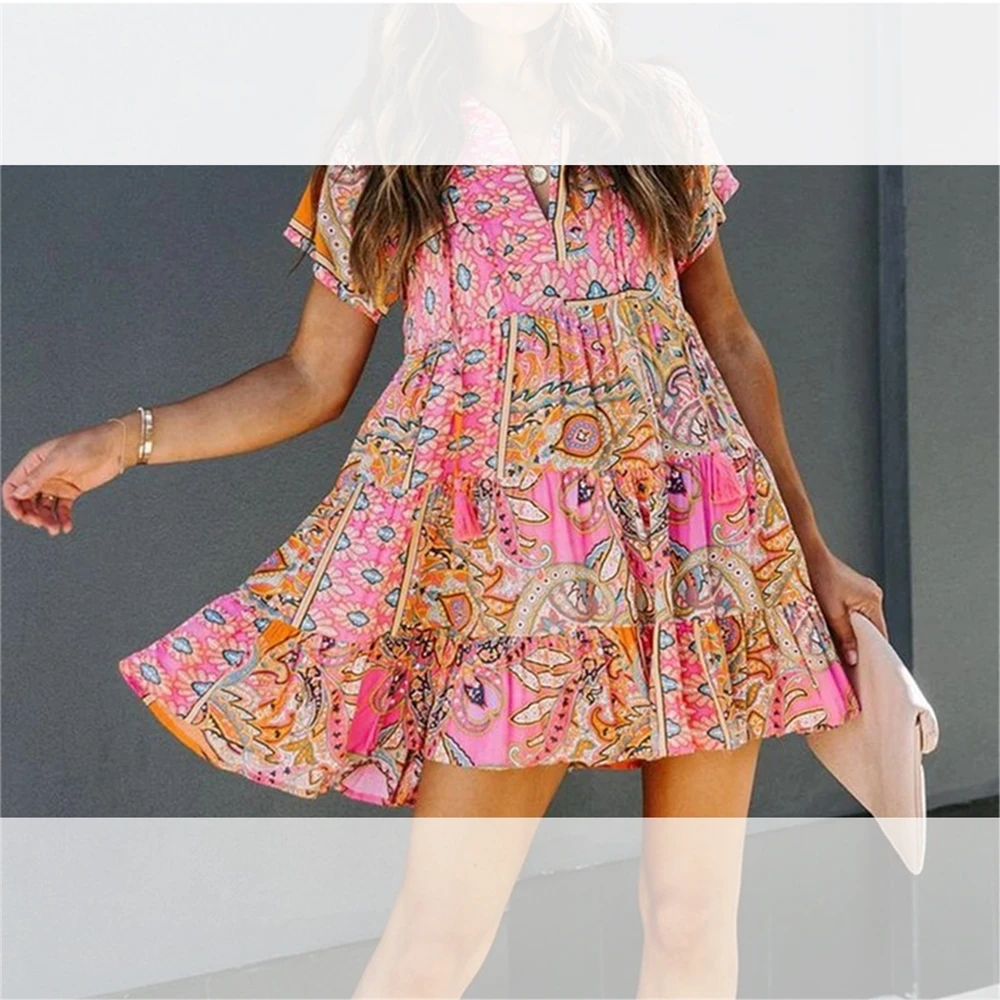 2021 Latest Design Europe and America cross border new casual loose vacation style short skirt personality printed V-neck dress
2021 Latest Design Europe and America cross border new casual loose vacation style short skirt personality printed V-neck dress