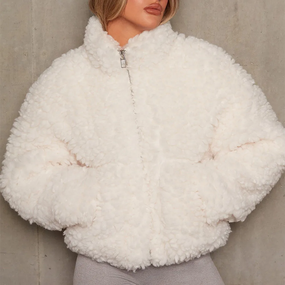 2021 Women's Autumn New Plush Cardigan Short Jacket Casual Fashion Retro Commuter Style Long-sleeved Zipper Warm Thick Top
2021 Women's Autumn New Plush Cardigan Short Jacket Casual Fashion Retro Commuter Style Long-sleeved Zipper Warm Thick Top