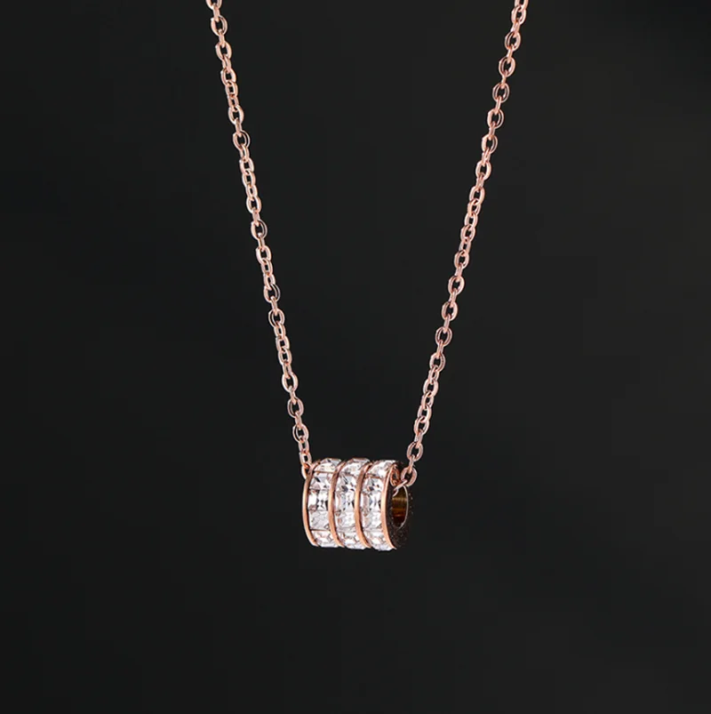Rexquisite Small Cylindrical Pendant Luxury Designer Jewellery ladies Wedding Necklace
Rexquisite Small Cylindrical Pendant Luxury Designer Jewellery ladies Wedding Necklace