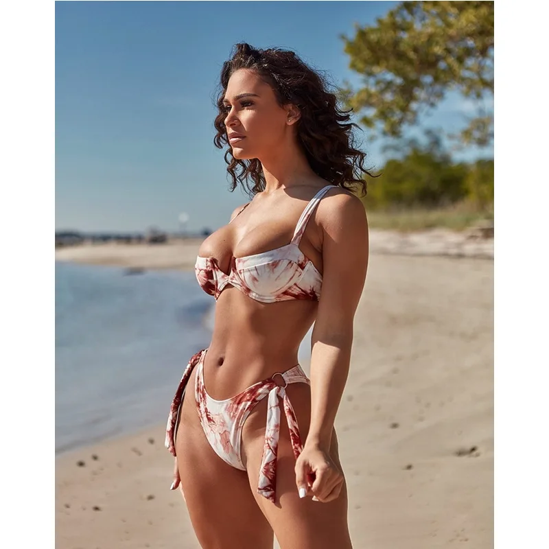 Female Sexy Low Waisted Lace Up Thong Bikini Set Women's Printed Brazilian Swimwear Summer Open Back Two Piece Beachwear
Female Sexy Low Waisted Lace Up Thong Bikini Set Women's Printed Brazilian Swimwear Summer Open Back Two Piece Beachwear