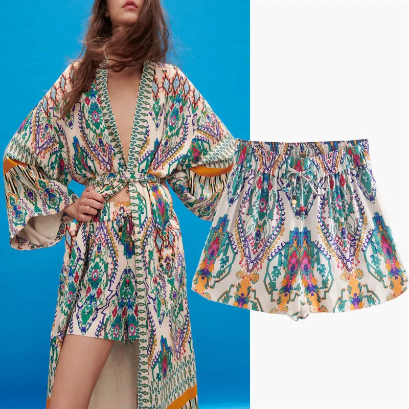 2021 Za Print Shorts Woman Fashion High Waist Adjustable Elastic Drawstring Shorts Casual Side Vents Hem Summer Feminine Shorts
2021 Za Print Shorts Woman Fashion High Waist Adjustable Elastic Drawstring Shorts Casual Side Vents Hem Summer Feminine Shorts