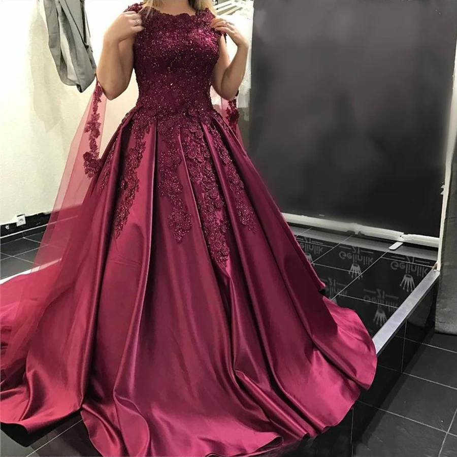 Vintage Lace Cap Sleeves Long Satin Burgundy Evening Dresses High Neck Applique with Crystals vestidos de fiesta Formal Dress
Vintage Lace Cap Sleeves Long Satin Burgundy Evening Dresses High Neck Applique with Crystals vestidos de fiesta Formal Dress