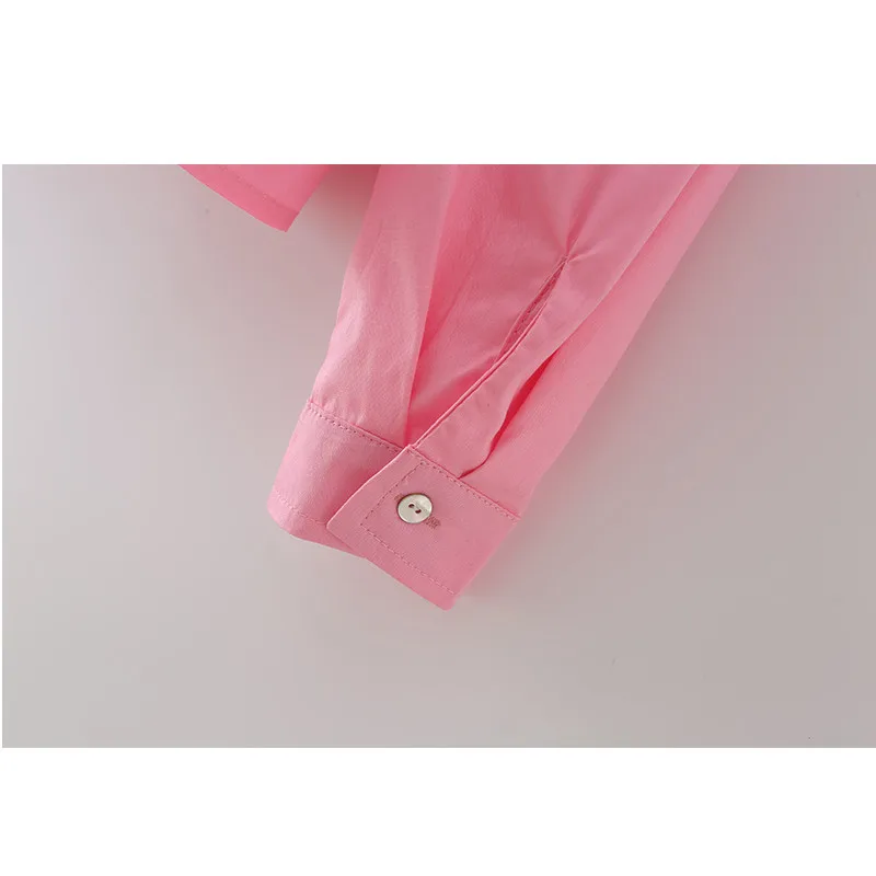 Women Fashion Pink Color Solid Blouses Vintage Long Sleeve Turn Down Collar Pleated Female Shirts Blusas Chic Tops LA016
Women Fashion Pink Color Solid Blouses Vintage Long Sleeve Turn Down Collar Pleated Female Shirts Blusas Chic Tops LA016