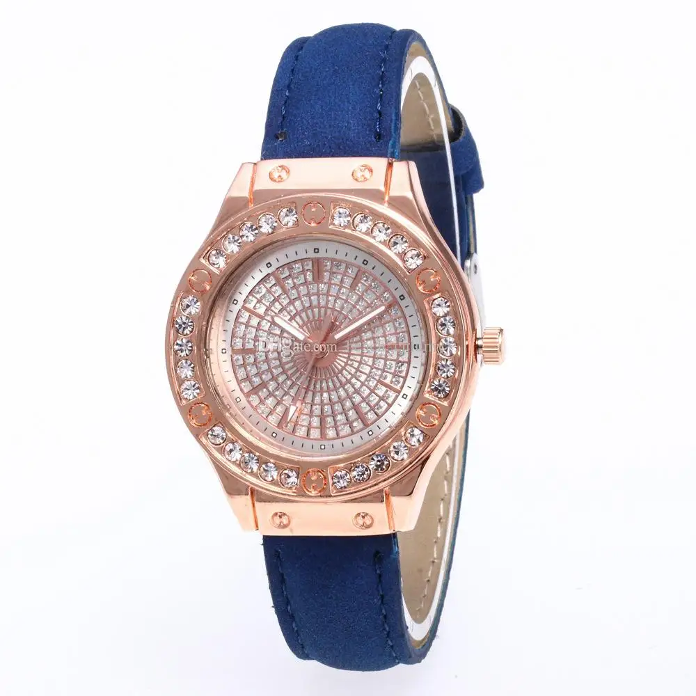 2020 New Women Fashion Watches Rhinestone PU Leather Band Watches Quartz Casual WristWatches Watch LadiesAccessory
2020 New Women Fashion Watches Rhinestone PU Leather Band Watches Quartz Casual WristWatches Watch LadiesAccessory