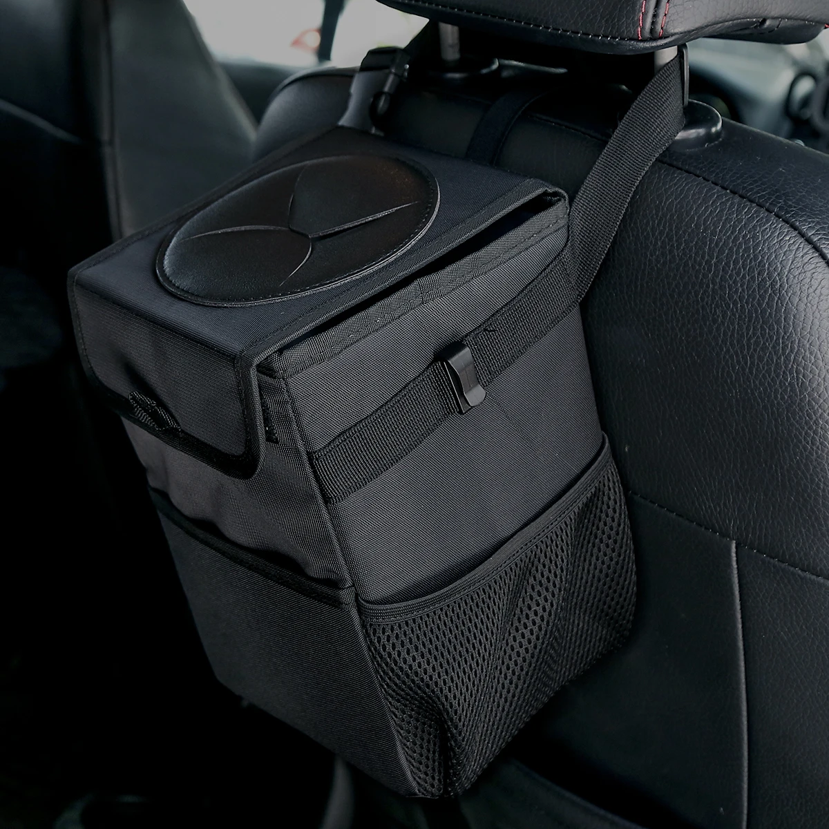 Автомобильная мусорная корзина с крышкой, портативный подголовник автомобиля, подвесной мешок для мусора, органайзер для всякой всячины с 3...
Автомобильная мусорная корзина с крышкой, портативный подголовник автомобиля, подвесной мешок для мусора, органайзер для всякой всячины с 3...