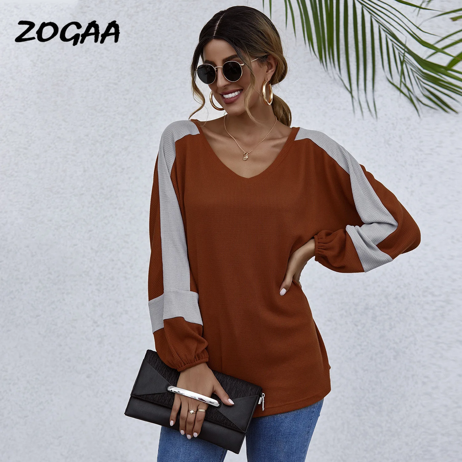 ZOGAA T-shirts Women Autumn Winter New Loose V-neck T-shirt Slim Long-sleeved Top Tees Patchwork All-match Daily OL Chic Female
ZOGAA T-shirts Women Autumn Winter New Loose V-neck T-shirt Slim Long-sleeved Top Tees Patchwork All-match Daily OL Chic Female
