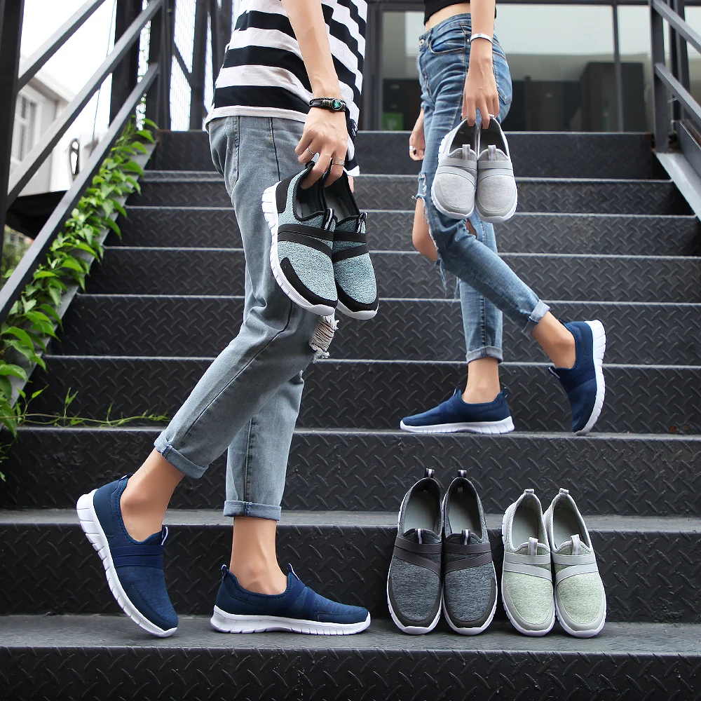 2021 Ultralight Large Couple Running Shoes Wear-Resistant Classic Unisex Outdoor Casual Shoes Comfortable Jogging Sneakers 
2021 Ultralight Large Couple Running Shoes Wear-Resistant Classic Unisex Outdoor Casual Shoes Comfortable Jogging Sneakers