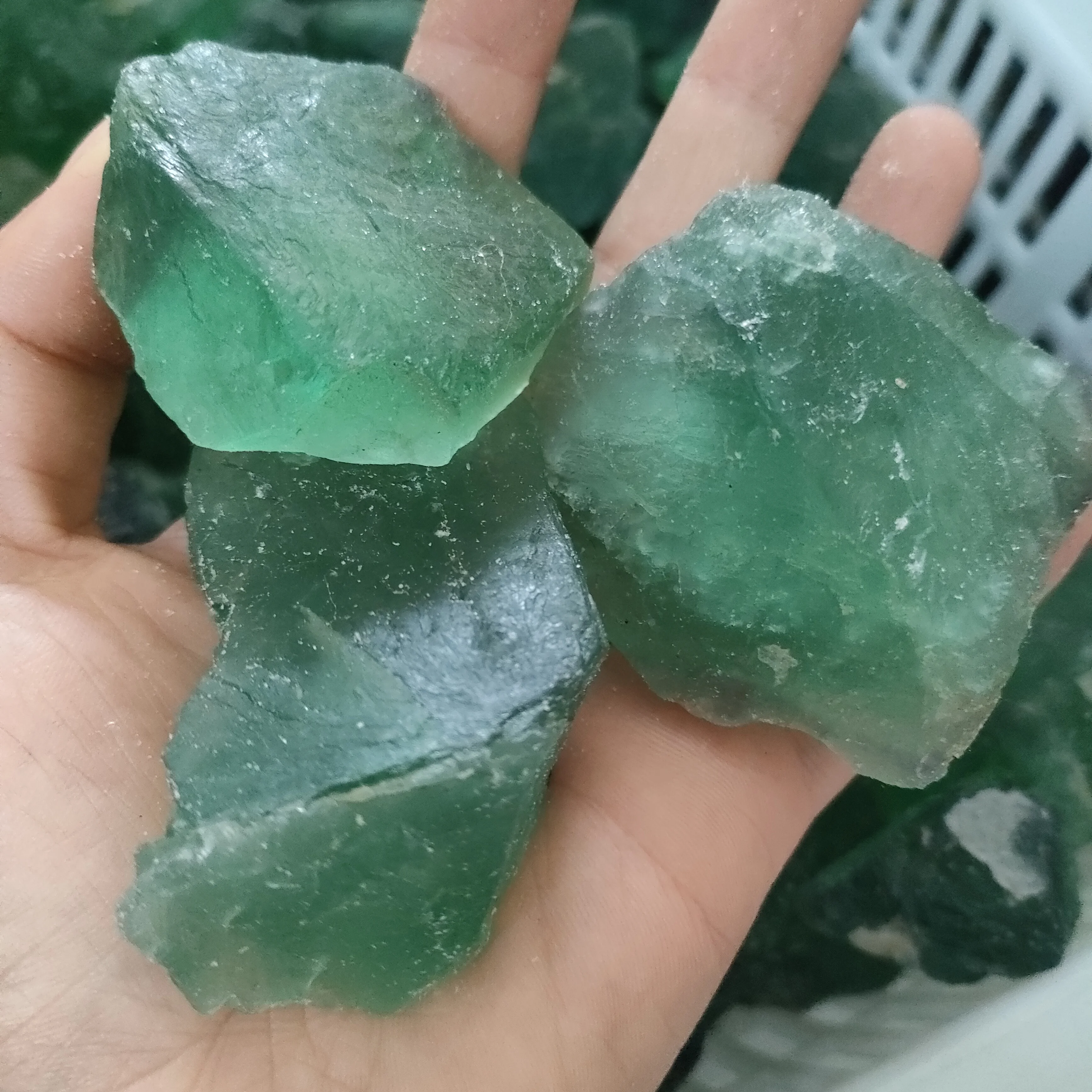 Natural Stone Crystal Mineral Green Fluorite Stone Home Decoration Carving Energy Wheel Pulse Healing Crystal
Natural Stone Crystal Mineral Green Fluorite Stone Home Decoration Carving Energy Wheel Pulse Healing Crystal