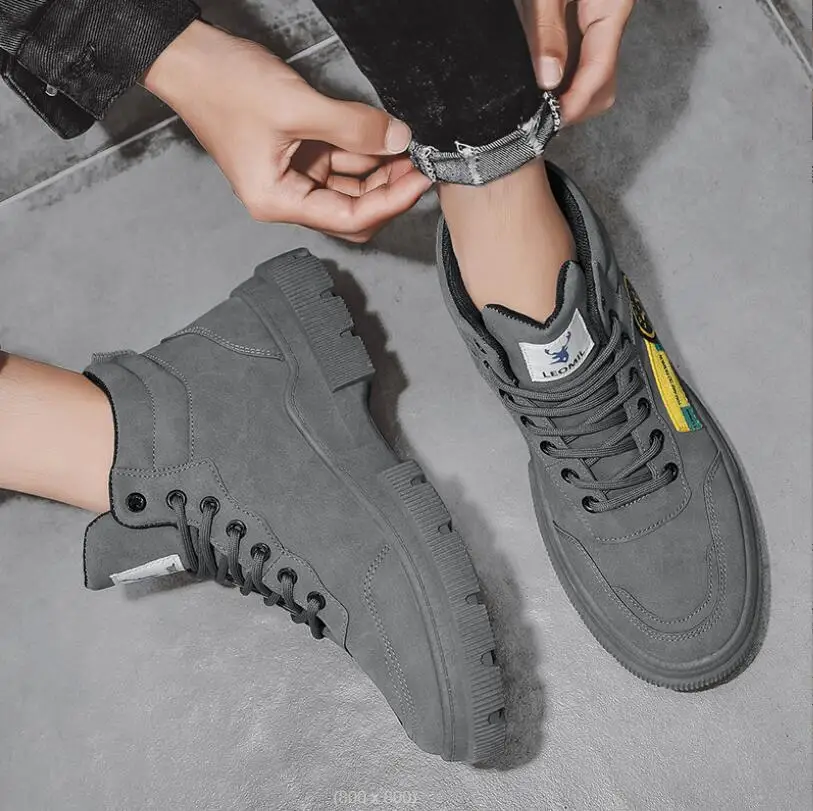 2021 autumn winter new Men's Martin boots Retro style Casual fashion shoes tenis masculino Men's boots Male sneakers
2021 autumn winter new Men's Martin boots Retro style Casual fashion shoes tenis masculino Men's boots Male sneakers