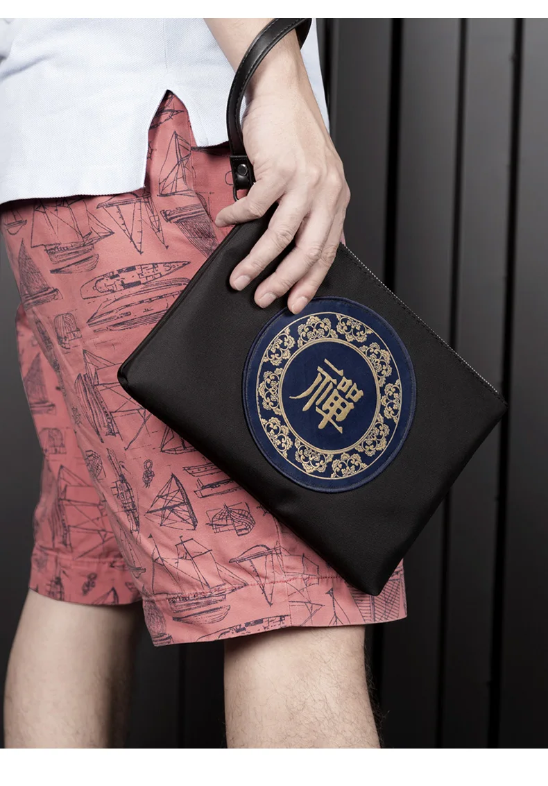 Men's canvas Handbag large capacity vintage retro handbag 2020 new Chinese style handbag personality daily unique sport
Men's canvas Handbag large capacity vintage retro handbag 2020 new Chinese style handbag personality daily unique sport