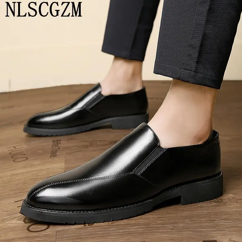 Coiffeur Party Shoes for Men 2023 Designer Mens Loafers Shoes Luxury Dress Shoes Men Mannen Jurk Schoenen ботинки мужские кожа
Coiffeur Party Shoes for Men 2023 Designer Mens Loafers Shoes Luxury Dress Shoes Men Mannen Jurk Schoenen ботинки мужские кожа