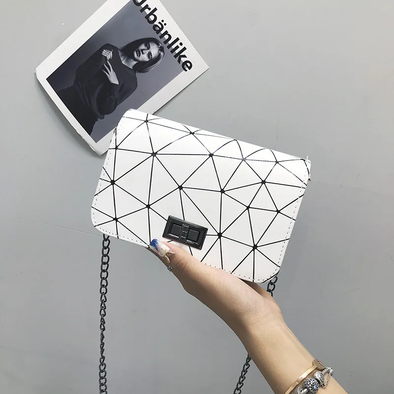 New Fashion Chain Female Bag Shoulder Bag Handbag Rhombus Single Shoulder Messenger Small Bag Luxury Designer Bag
New Fashion Chain Female Bag Shoulder Bag Handbag Rhombus Single Shoulder Messenger Small Bag Luxury Designer Bag