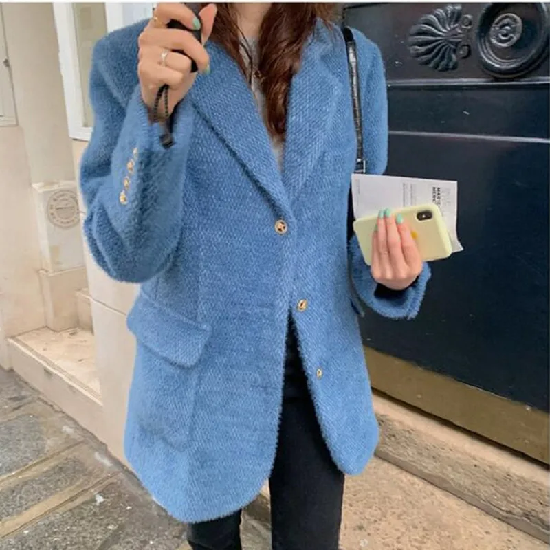 Autumn Winter Vintage Elegant Blazers Women Long Sleeve Thick Warm Office Ladies Plush Blazer Jackets Teddy Coats Good Quality
Autumn Winter Vintage Elegant Blazers Women Long Sleeve Thick Warm Office Ladies Plush Blazer Jackets Teddy Coats Good Quality