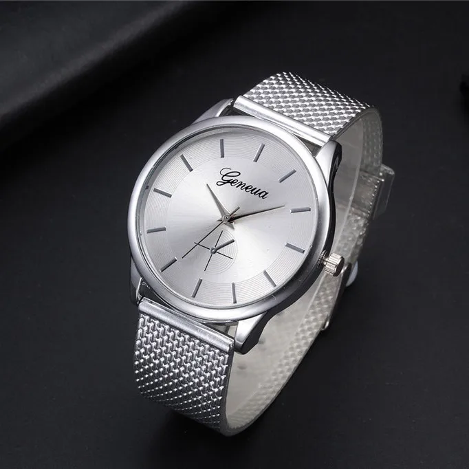 High-End Quality Fashion Retro Design Watch Men's Waterproof Watch Trend Quartz Stainless Steel Case Business Roman scale Watch
High-End Quality Fashion Retro Design Watch Men's Waterproof Watch Trend Quartz Stainless Steel Case Business Roman scale Watch