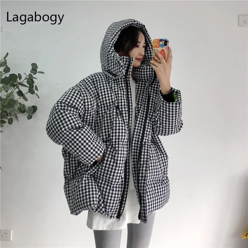 Новинка 2022, зимнее пальто Lagabogy, Женская куртка-пуховик с капюшоном в черно-белую клетку, 90% пуховые парки на белом утином пуху, Толстая теплая...
Новинка 2022, зимнее пальто Lagabogy, Женская куртка-пуховик с капюшоном в черно-белую клетку, 90% пуховые парки на белом утином пуху, Толстая теплая...
