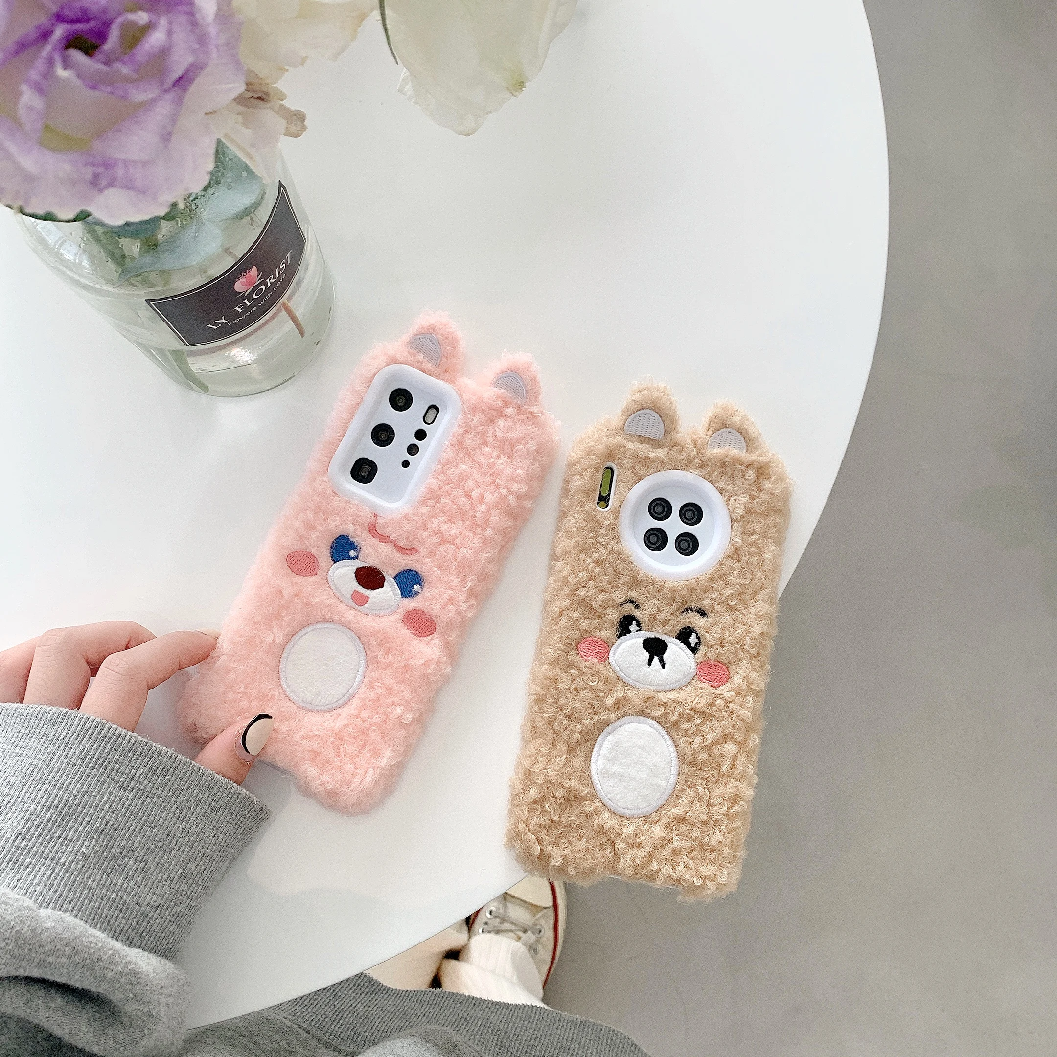 Plush-big eyes couple bears suitable for HUAWEI P30 pro mobile phone case nova 5 6 7 mate 40 protective case
Plush-big eyes couple bears suitable for HUAWEI P30 pro mobile phone case nova 5 6 7 mate 40 protective case