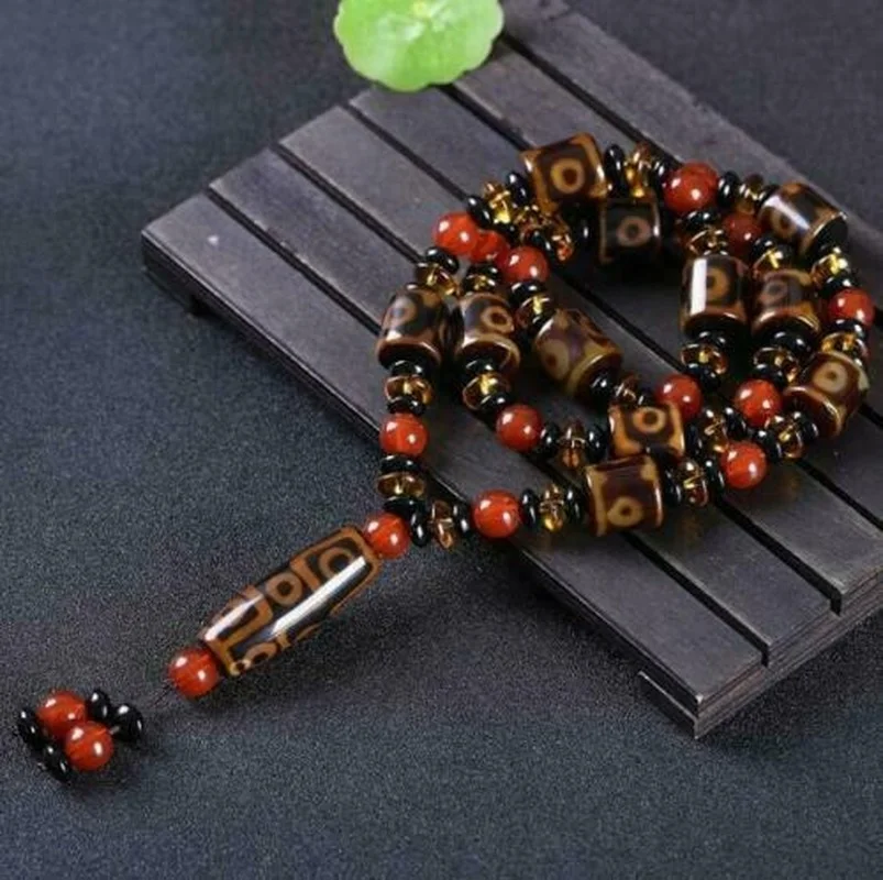 Hot Selling Natural Dzi Bead Necklace Charm Jewellery Women's Hand-Carved Necklace for Women Men Fashion Accessories A017
Hot Selling Natural Dzi Bead Necklace Charm Jewellery Women's Hand-Carved Necklace for Women Men Fashion Accessories A017