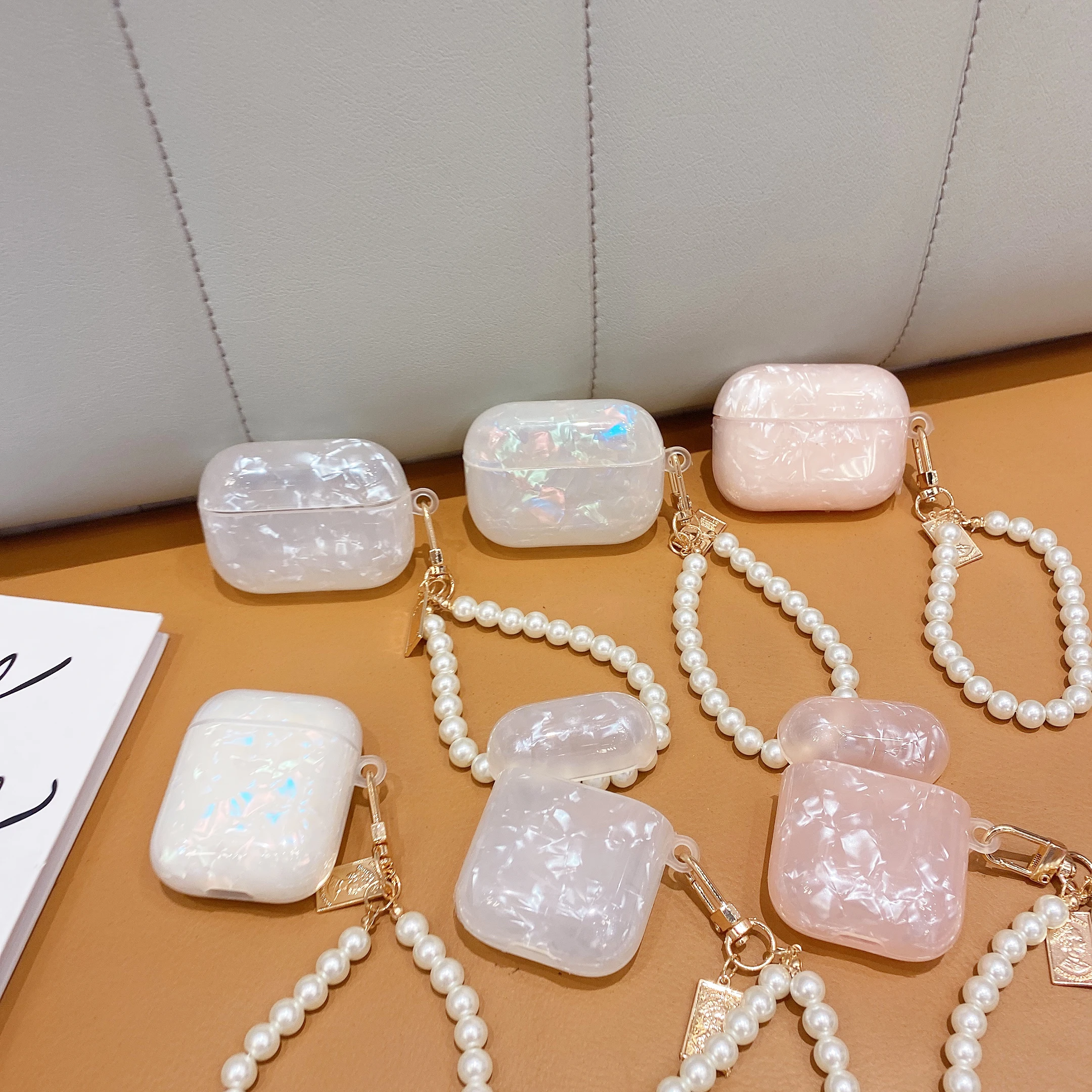 New Cute Protective Case for Airpods Pro Case Designer for Airpods Case with Keychain
New Cute Protective Case for Airpods Pro Case Designer for Airpods Case with Keychain