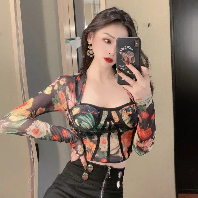 Floral mesh long sleeve short slim square neck top early spring new versatile perspective backing women
Floral mesh long sleeve short slim square neck top early spring new versatile perspective backing women