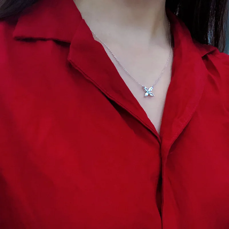 2021 Popular High-quality TIF 1:1 Shining Band Stone Grass Necklace Classic Luxury Jewelry Fashion Brand Women Gift Couple 
2021 Popular High-quality TIF 1:1 Shining Band Stone Grass Necklace Classic Luxury Jewelry Fashion Brand Women Gift Couple