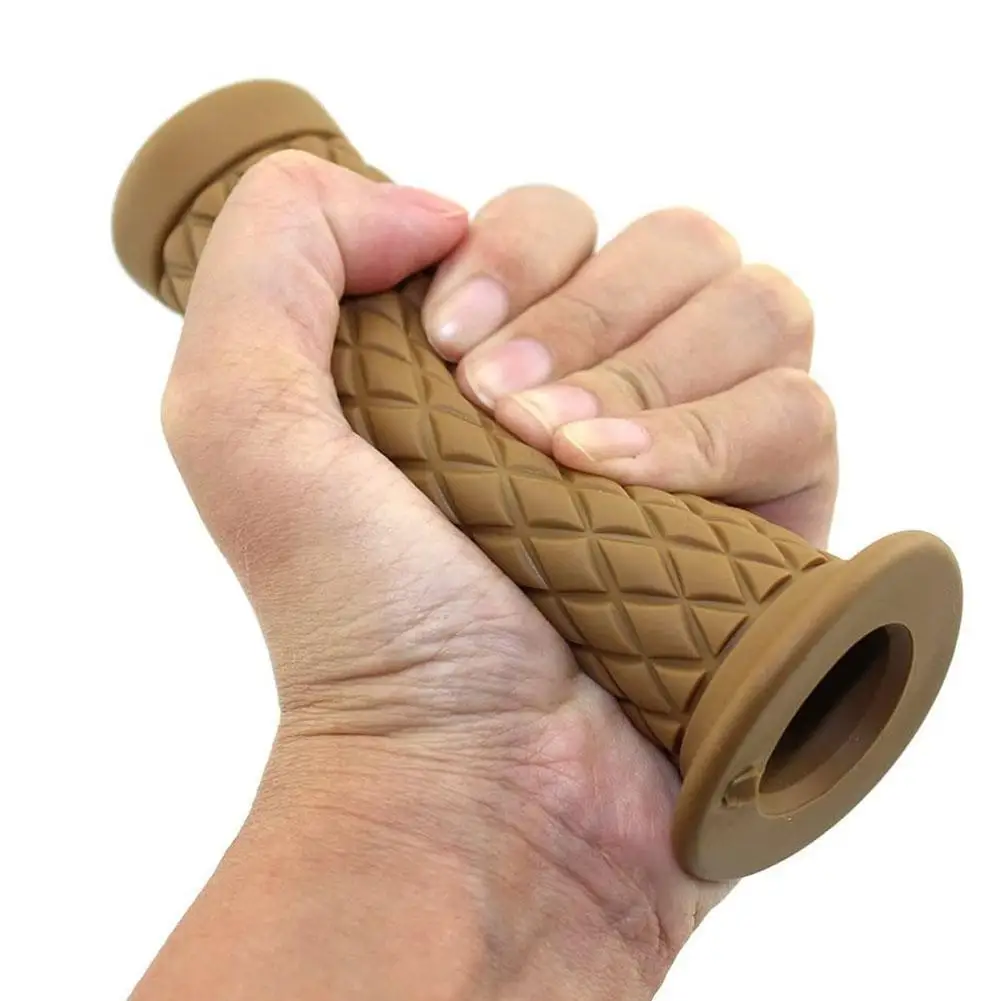 Vintage Motorcycle Handle Grip 7/8" Inch 22mm Universal Retro For Honda Grip KTM Handlebar Handle Racer Motorbike Moto Vint B7C8
Vintage Motorcycle Handle Grip 7/8" Inch 22mm Universal Retro For Honda Grip KTM Handlebar Handle Racer Motorbike Moto Vint B7C8