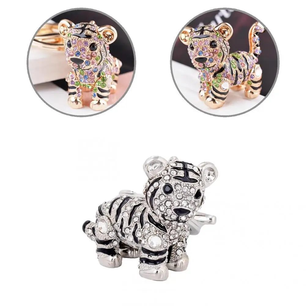 Keyring Sturdy Delicate 3D Tiger Keyring Pendant Eye-catching Electroplating Technology Key Holder
Keyring Sturdy Delicate 3D Tiger Keyring Pendant Eye-catching Electroplating Technology Key Holder