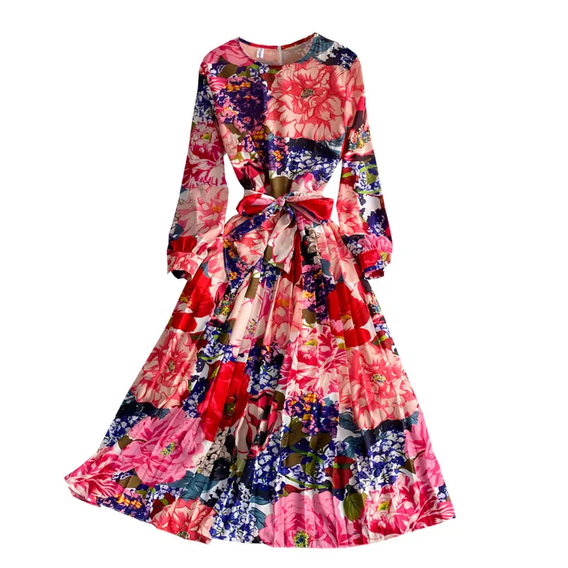 long dress elegant temperament show thin round collar lace accept waist big design and color is pleated dress
long dress elegant temperament show thin round collar lace accept waist big design and color is pleated dress