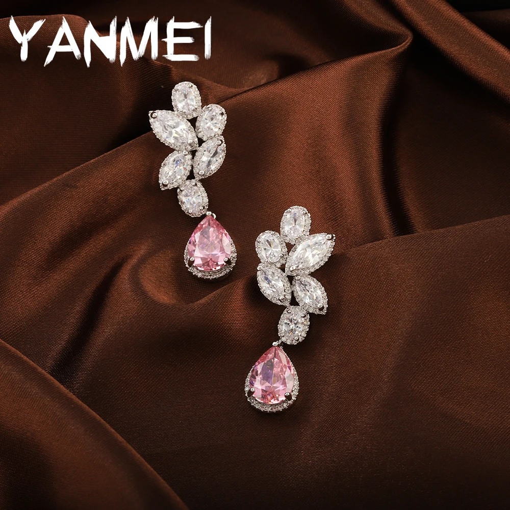 Senior Design Luxury Petals Drop Earrings Paved Zircon Jewelry Earring for Women Elegant Popular Marriage Full of Charm kolczyki
Senior Design Luxury Petals Drop Earrings Paved Zircon Jewelry Earring for Women Elegant Popular Marriage Full of Charm kolczyki