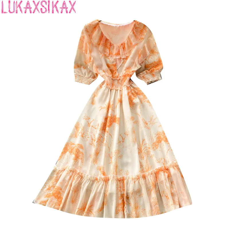 LUKAXSIKAX 2022 New Summer Women V-Neck Short Sleeve Slim Dress Sweet Ruffles Retro Print Chiffon Dress
LUKAXSIKAX 2022 New Summer Women V-Neck Short Sleeve Slim Dress Sweet Ruffles Retro Print Chiffon Dress