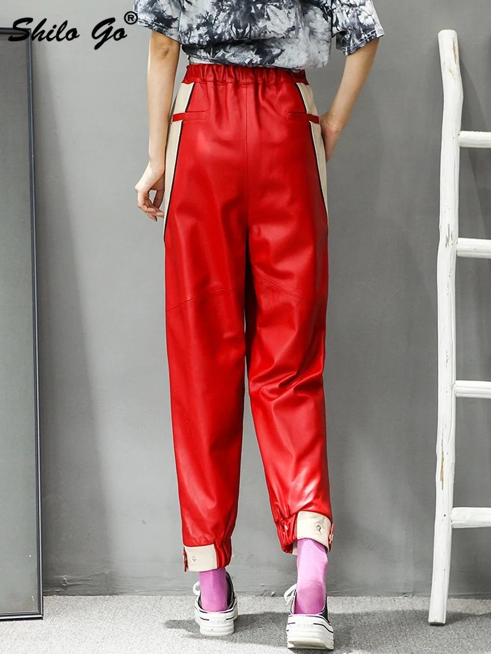 Casual Panelled Pants Womens Winter High Waist Cut-and-Sew White Panel Genuine Leather Harem Pants Red Sheepskin Trousers Female
Casual Panelled Pants Womens Winter High Waist Cut-and-Sew White Panel Genuine Leather Harem Pants Red Sheepskin Trousers Female
