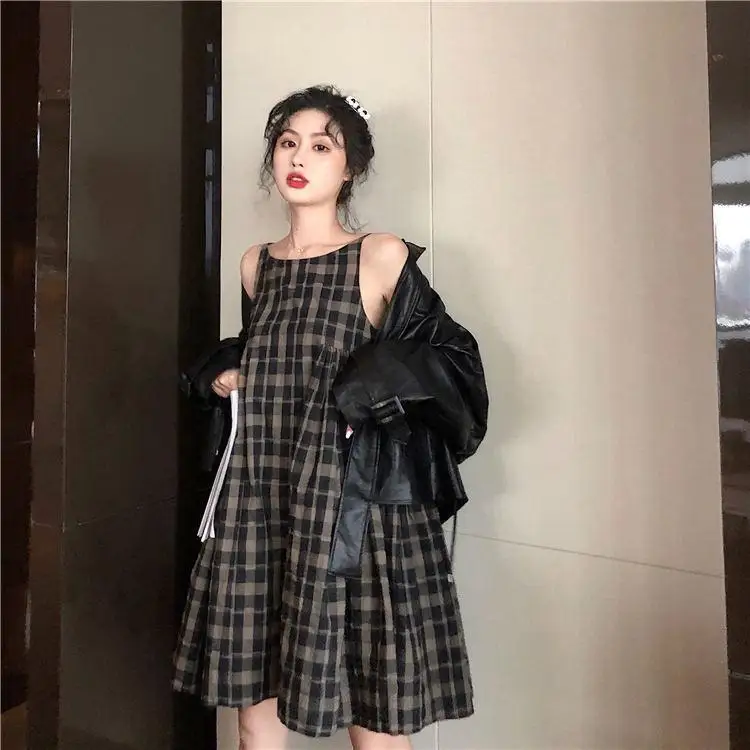 New autumn and winter 2021 women's short black leather thin coat long sleeve coat street wear Harajuku women's coat
New autumn and winter 2021 women's short black leather thin coat long sleeve coat street wear Harajuku women's coat
