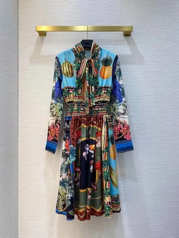 2021 Spring Summer Women Fashion Casual Design Runway Dresses Long Sleeve Elegant Waist Elastic Vintage Flowers Print Midi Dress
2021 Spring Summer Women Fashion Casual Design Runway Dresses Long Sleeve Elegant Waist Elastic Vintage Flowers Print Midi Dress