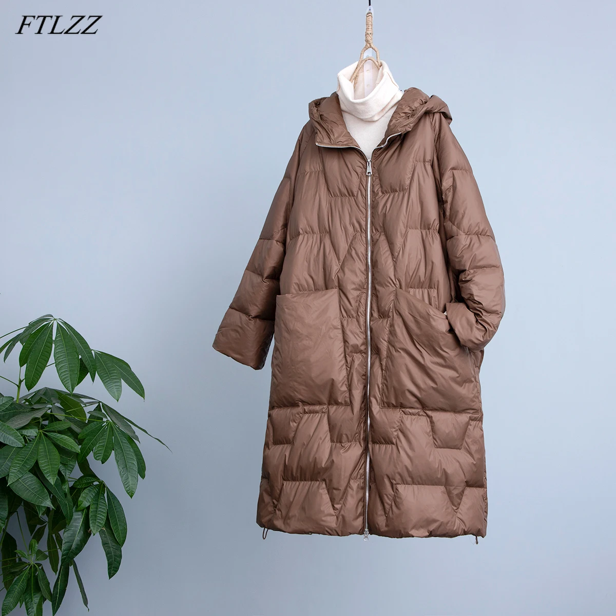 FTLZZ Winter Hooded Down Long Jacket Women Casual Loose Thickening Parkes 90% White Duck Down Coat Snow Warm Feather Outwear
FTLZZ Winter Hooded Down Long Jacket Women Casual Loose Thickening Parkes 90% White Duck Down Coat Snow Warm Feather Outwear