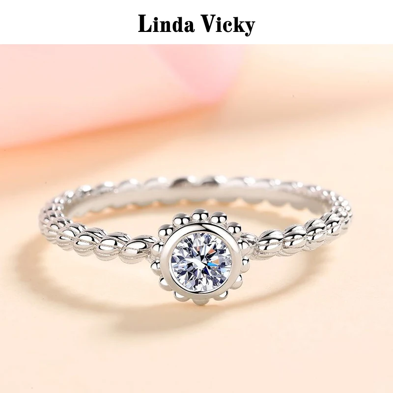 Женские кольца с муассанитом LINDA VICKY, свадебные ювелирные украшения высокого качества, Новое обручальное кольцо из серебра 2021 пробы с родиев...
Женские кольца с муассанитом LINDA VICKY, свадебные ювелирные украшения высокого качества, Новое обручальное кольцо из серебра 2021 пробы с родиев...