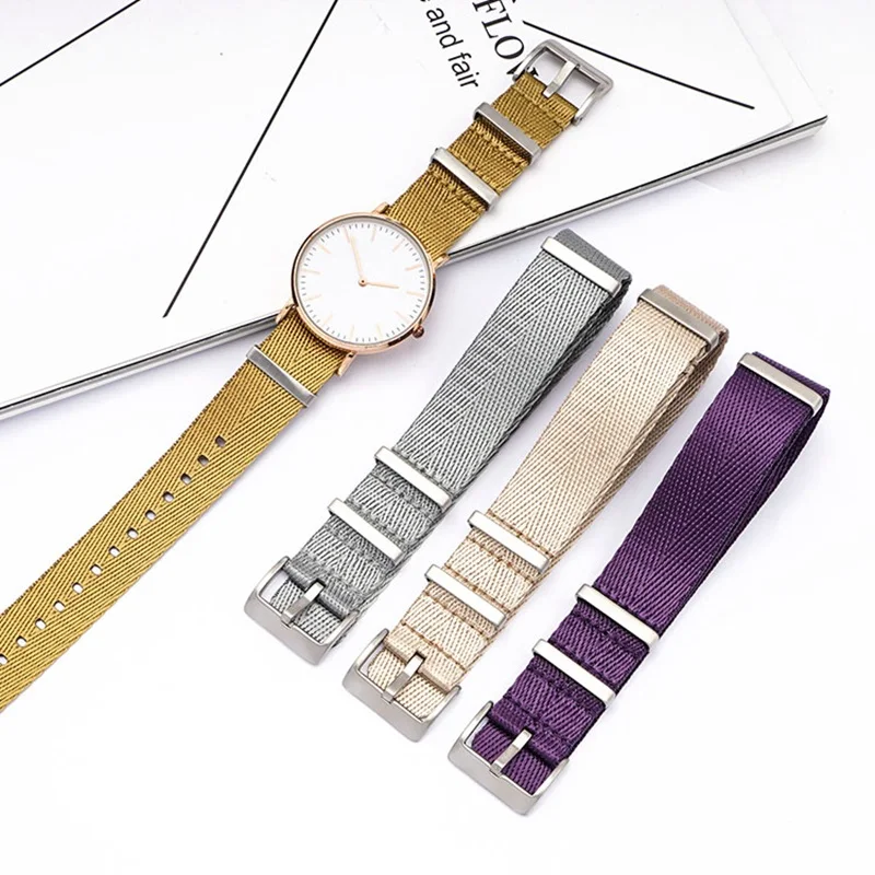 20mm 22mm 24mm Seat Belt Nylon NATO Strap Military Watch Band Replacement Watch Straps for Omega James Bond 007
20mm 22mm 24mm Seat Belt Nylon NATO Strap Military Watch Band Replacement Watch Straps for Omega James Bond 007