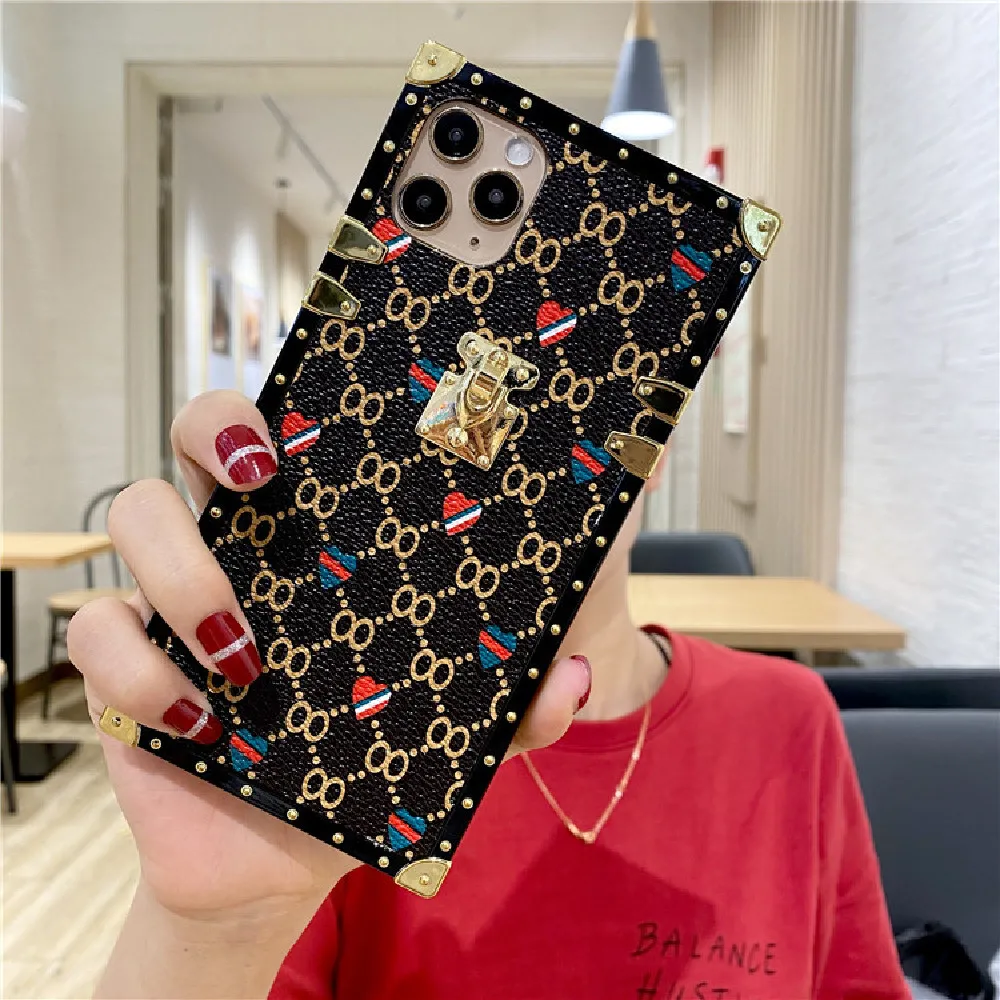 Luxury Brand Square Cases for IPhone 11 12 Pro Max XS XR X 8 7 Plus SE 2020 Girls Soft Square Phone Cover
Luxury Brand Square Cases for IPhone 11 12 Pro Max XS XR X 8 7 Plus SE 2020 Girls Soft Square Phone Cover