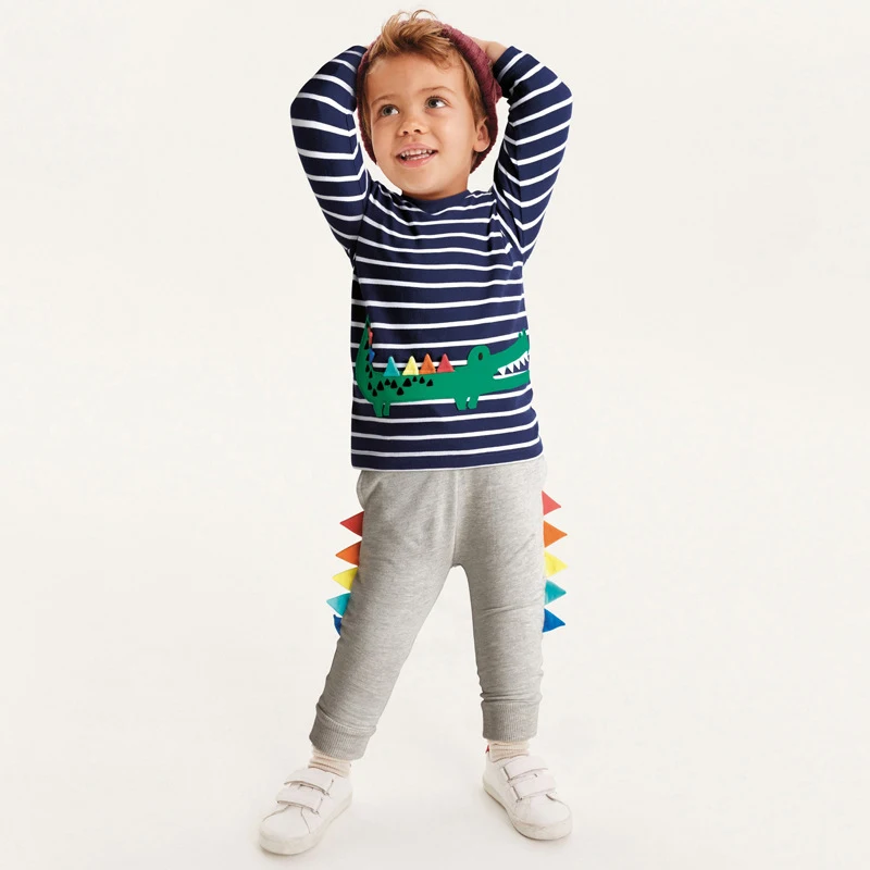 Autumn New Children's Suit Knitted Stretch Cartoon Crocodile Stripe Long-sleeved Boy Set
Autumn New Children's Suit Knitted Stretch Cartoon Crocodile Stripe Long-sleeved Boy Set