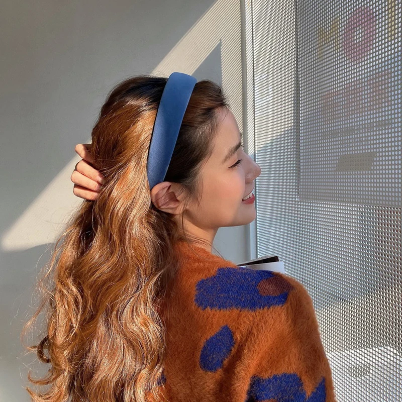 Обруч для волос с бархатной подкладкой Женский, толстый широкий ободок карамельных цветов, модный аксессуар на голову
Обруч для волос с бархатной подкладкой Женский, толстый широкий ободок карамельных цветов, модный аксессуар на голову