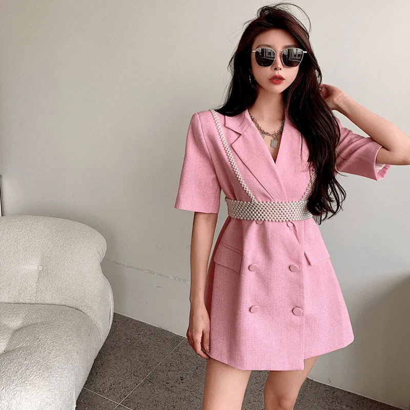 2021 summer new style Korean temperament double-breasted thin suit + pearl sling with two-piece suit Cute style all-match suit
2021 summer new style Korean temperament double-breasted thin suit + pearl sling with two-piece suit Cute style all-match suit