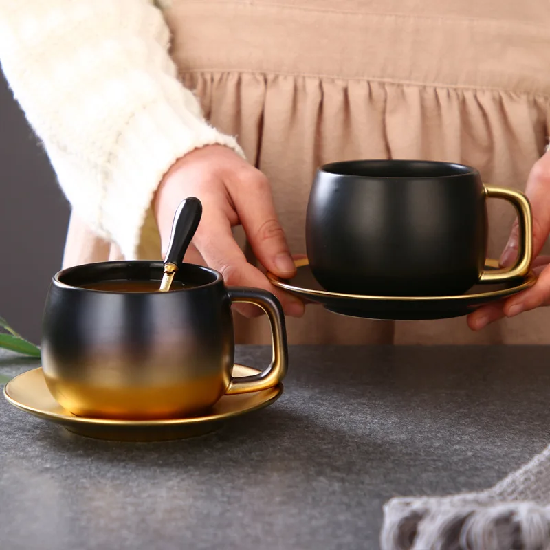

Роскошные черно-Золотые Мраморные керамические кофейные чашки, Конденсационная кофейная кружка, кофейные чашки для кафе, чая, завтрака, мол...