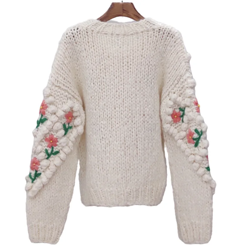 Flower embroidery sweater women's 2021 new Japanese style loose lazy style handmade flower knitted
Flower embroidery sweater women's 2021 new Japanese style loose lazy style handmade flower knitted